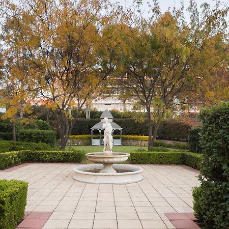 Hotel Visy Dior Baulkham Hills Esterno foto