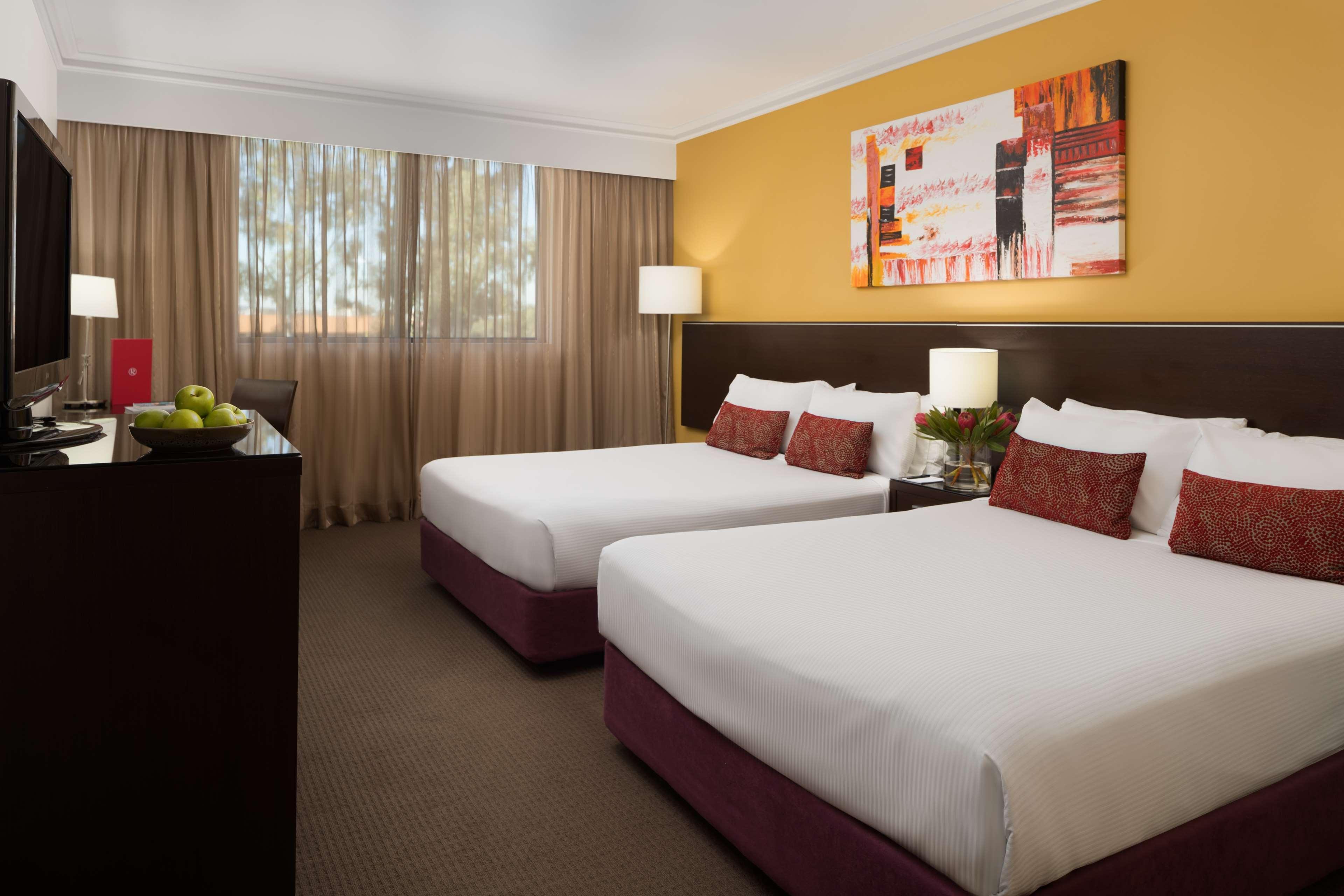 Hotel Visy Dior Baulkham Hills Esterno foto