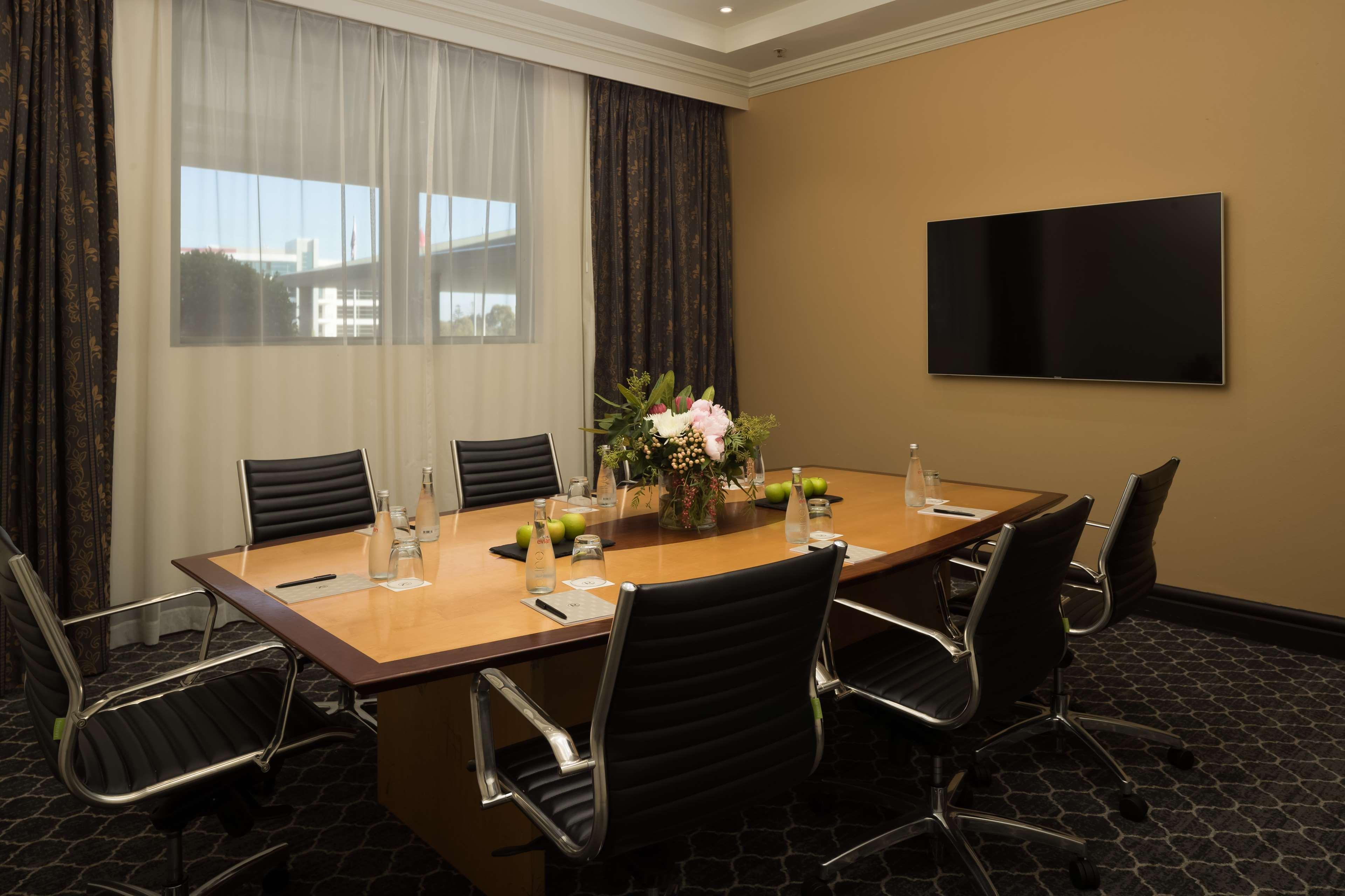 Hotel Visy Dior Baulkham Hills Esterno foto