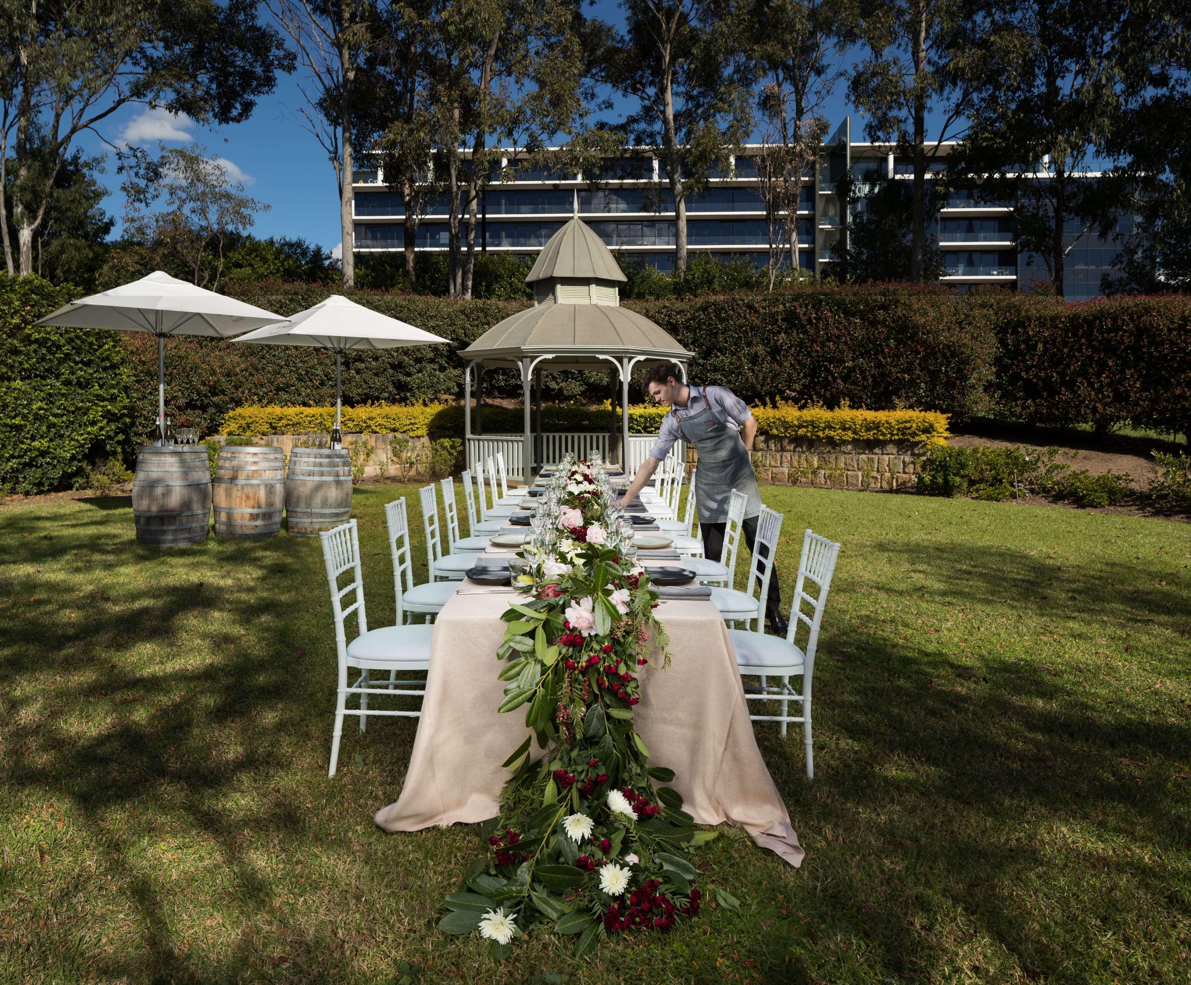 Hotel Visy Dior Baulkham Hills Esterno foto